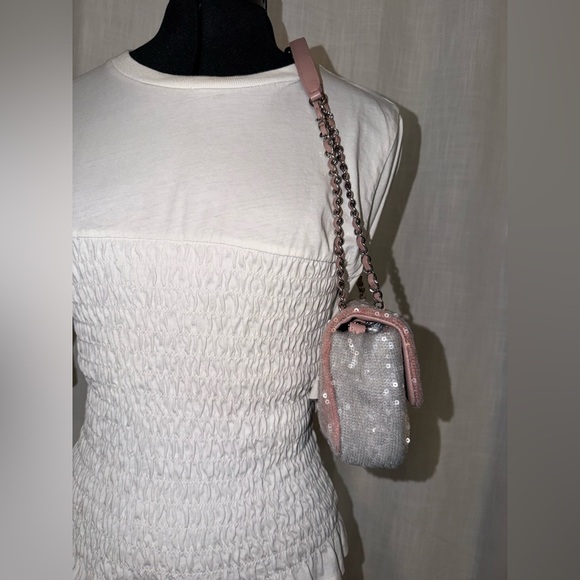Chanel Mini Waterfall CC Flap Bag
Sequins - Picture 6 of 17